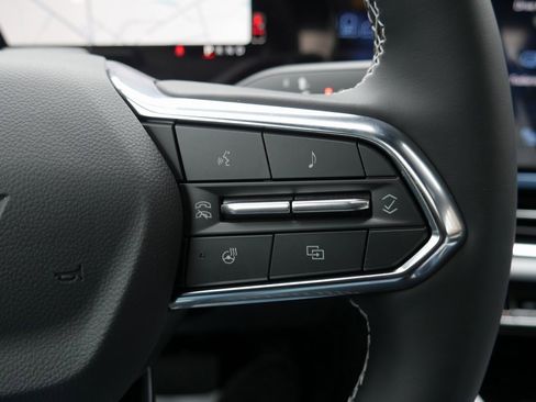 New 2026 Chevrolet Equinox EV LT image 14