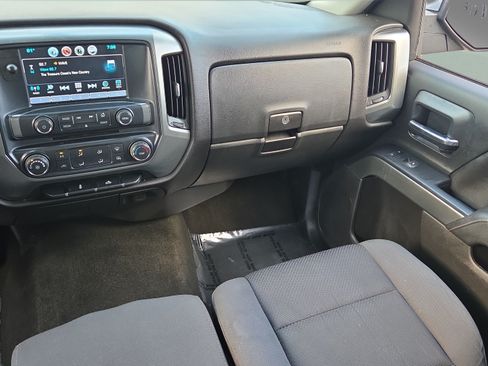 Used 2018 Chevrolet Silverado 1500 LT RWD image 14