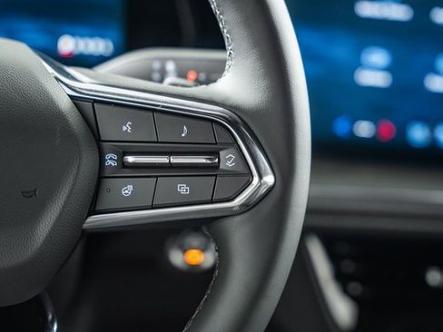 New 2026 Chevrolet Suburban Premier image 32