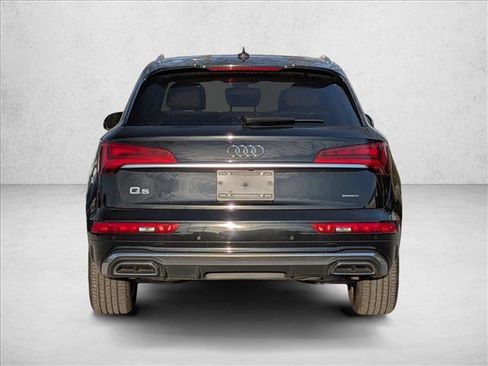 Used 2023 Audi Q5 e Premium Plus w/ Premium Plus Package image 5