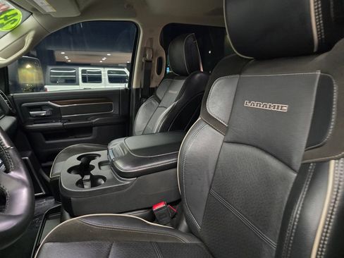 Used 2024 RAM 2500 Laramie AWD/4WD image 19
