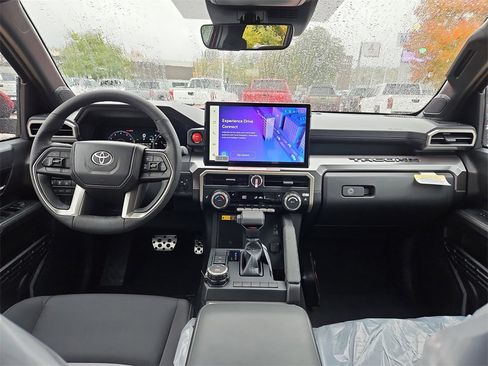 New 2025 Toyota Tacoma 4x4 Double Cab Hybrid image 10