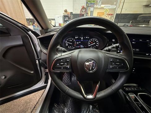 Certified 2023 Buick Envision Essence image 14