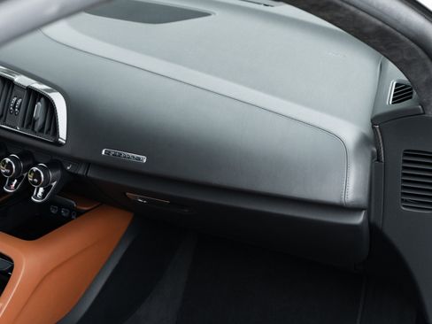 Used 2022 Audi R8 V10 performance image 30