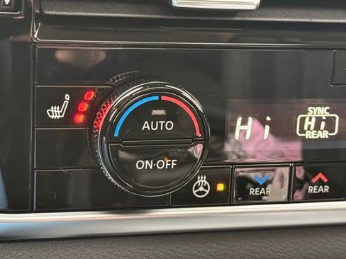 New 2026 Nissan Rogue Platinum w/ Tech Package image 37