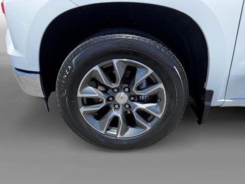 Used 2023 Chevrolet Silverado 1500 LT RWD image 9