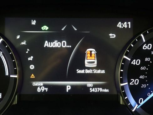 Used 2022 Toyota Highlander Platinum image 18