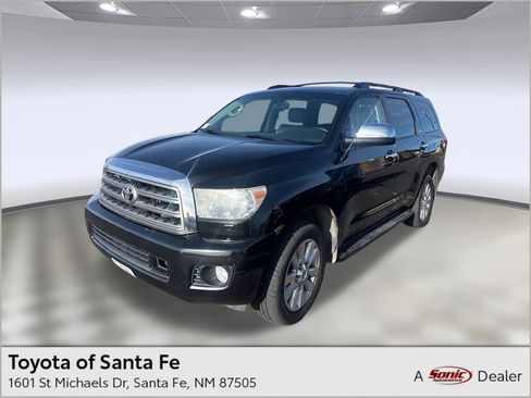 Used 2017 Toyota Sequoia Platinum image 1