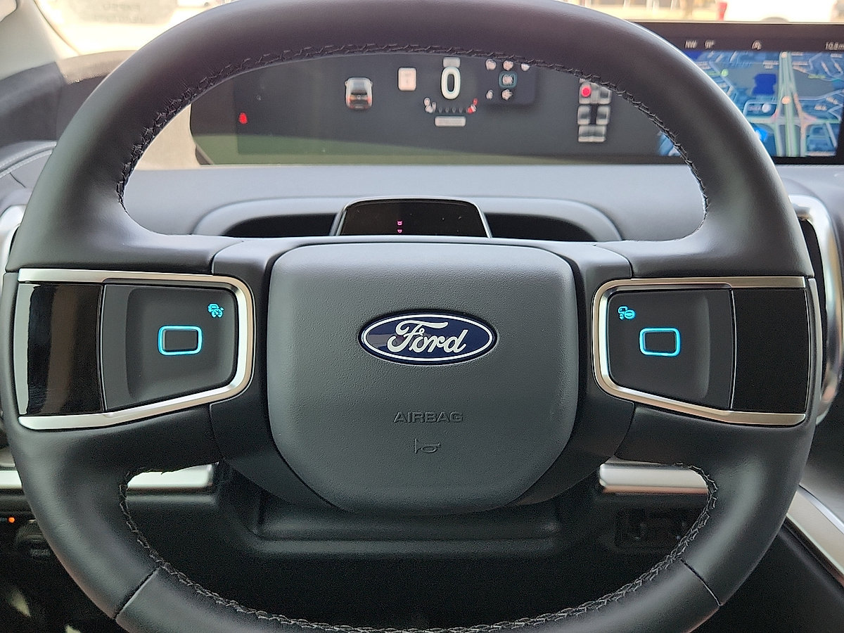 New 2027 Ford Expedition Platinum w/ Driver's Package AWD/4WD image 11