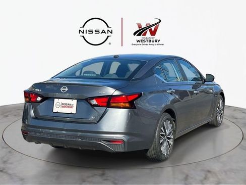 Certified 2024 Nissan Altima 2.5 SV FWD image 8