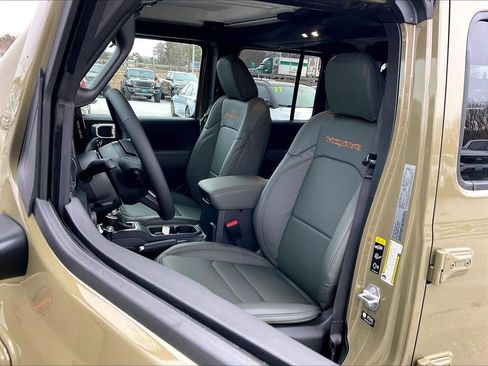 New 2026 Jeep Gladiator Mojave AWD/4WD image 11