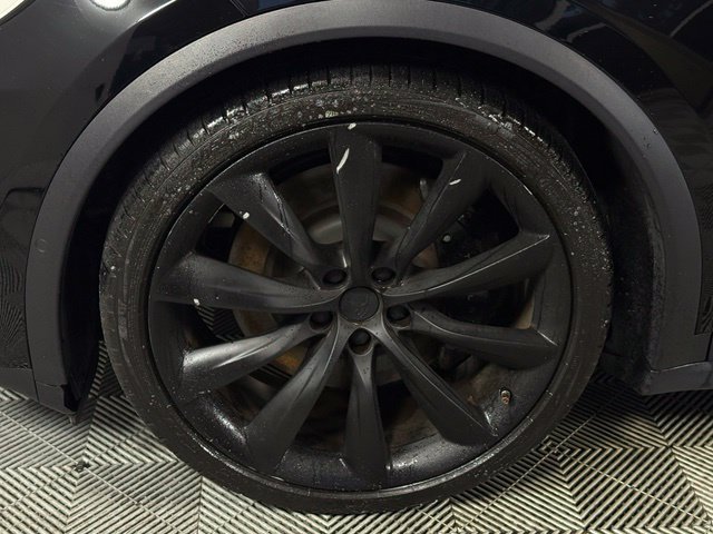 Used 2023 Tesla Model X AWD/4WD image 14