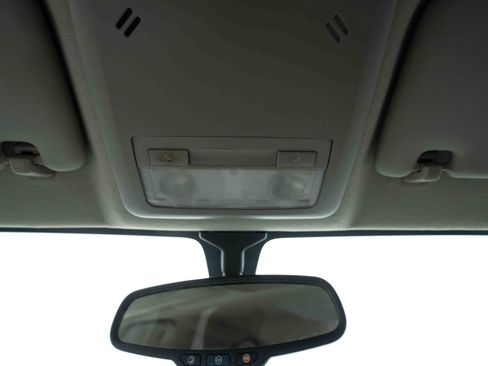 Used 2015 Chevrolet Sonic LT image 18