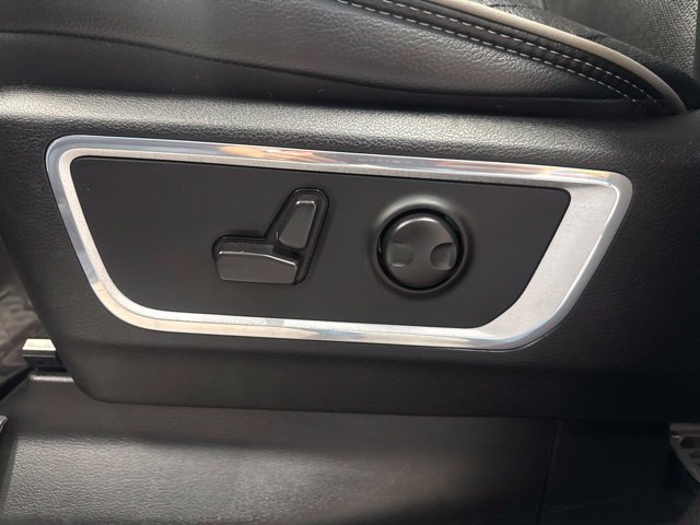Used 2023 RAM 1500 Laramie AWD/4WD image 31