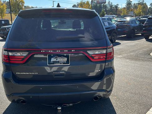 Used 2025 Dodge Durango GT image 9
