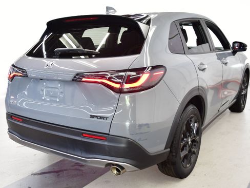 Used 2024 Honda HR-V Sport image 7