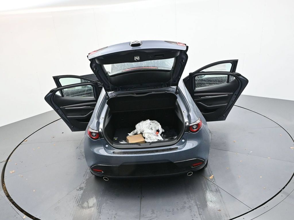 Used 2026 MAZDA MAZDA3 Carbon AWD/4WD image 30
