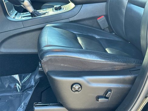 Used 2020 Jeep Grand Cherokee Limited image 18