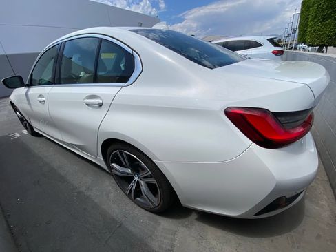Used 2021 BMW 330i Sedan w/ Convenience Package RWD image 5