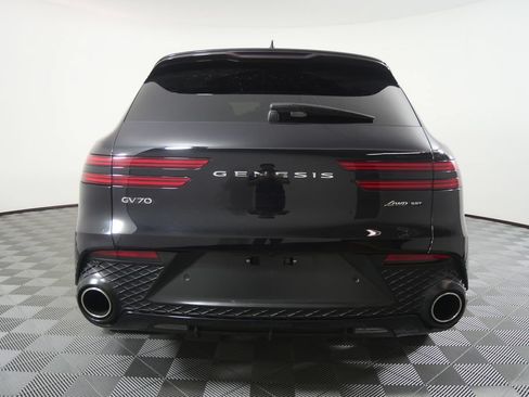 Used 2024 Genesis GV70 3.5T Sport w/ Sport Prestige Package AWD/4WD image 4