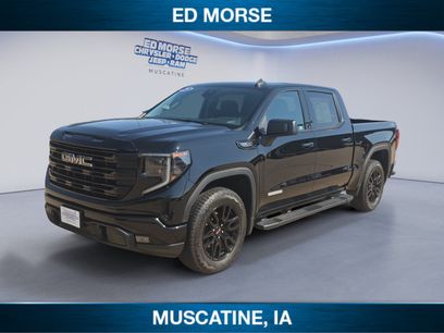 Used 2025 GMC Sierra 1500 Elevation w/ LPO, Elevation Black Package
