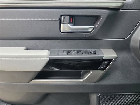 Used 2025 Toyota Sequoia Limited image 17