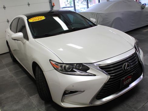 Used 2016 Lexus ES 350 FWD image 3