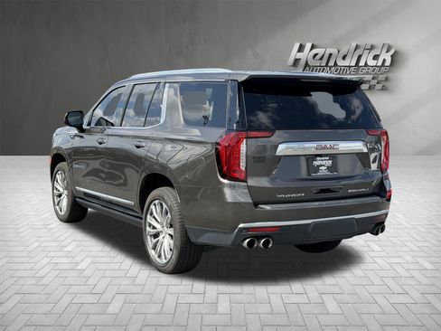 Used 2021 GMC Yukon Denali w/ Denali Ultimate Package AWD/4WD image 8