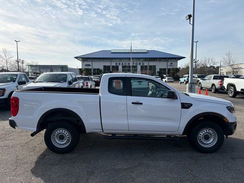 Used 2020 Ford Ranger XL w/ Equipment Group 101A Mid image 4