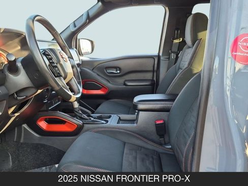 Used 2025 Nissan Frontier Pro-X RWD image 14