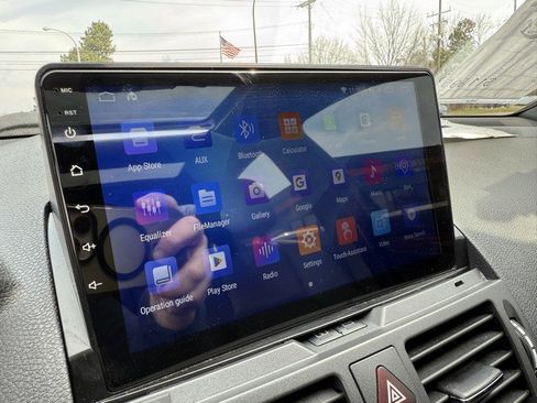 Used 2011 Mercedes-Benz C 300 SPORT 4MATIC image 32