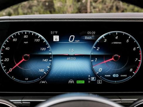 Used 2021 Mercedes-Benz GLS 580 4MATIC image 18