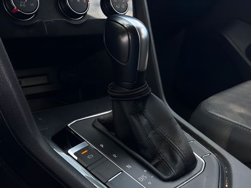 Used 2019 Volkswagen Tiguan S w/ Driver Assistance Package FWD image 27