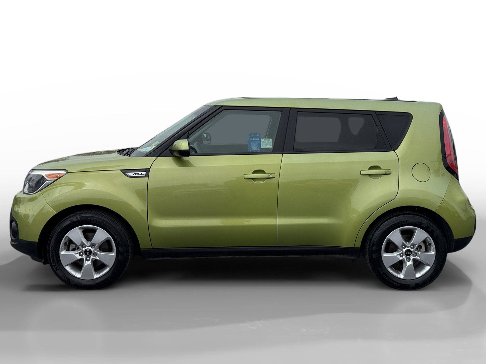 Used 2019 Kia Soul FWD image 2