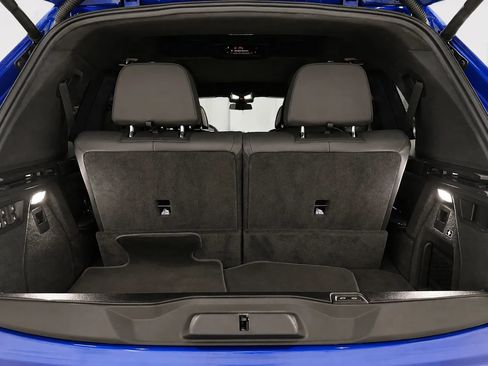 Used 2025 BMW X7 M60i AWD/4WD image 19