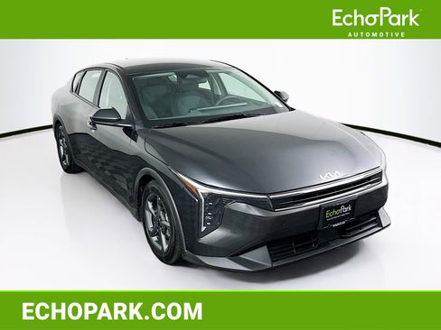 Used 2025 Kia K4 FWD image 1
