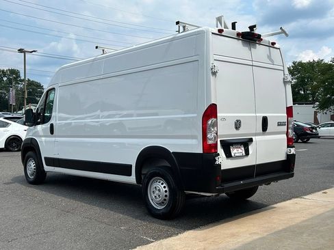 Used 2025 RAM ProMaster 2500 w/ Convenience Group FWD image 5