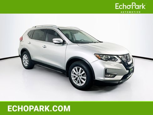 Used 2018 Nissan Rogue SV w/ Premium Package image 1