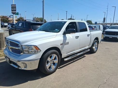 Used 2018 RAM 1500 Lone Star RWD image 2