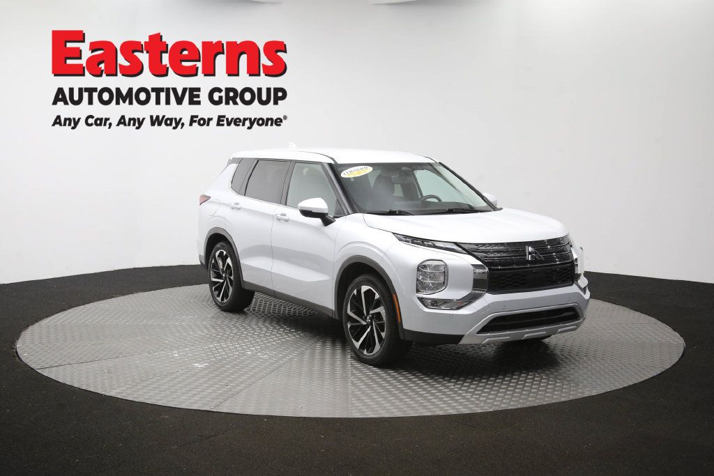 Used 2024 Mitsubishi Outlander SE FWD image 53