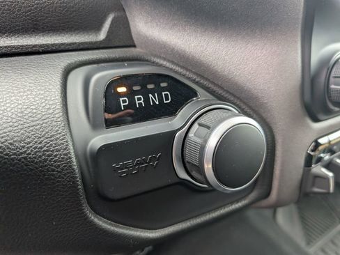 Used 2024 RAM 2500 Tradesman w/ Chrome Appearance Group image 23