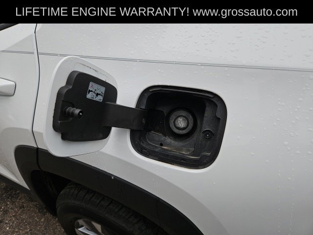 Used 2025 Chevrolet Equinox LT AWD/4WD image 12