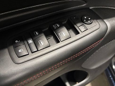 Used 2024 Dodge Durango GT w/ Blacktop Package AWD/4WD image 11