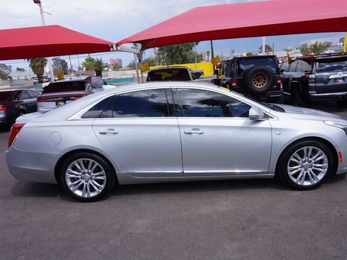 Used 2019 Cadillac XTS Luxury FWD image 5