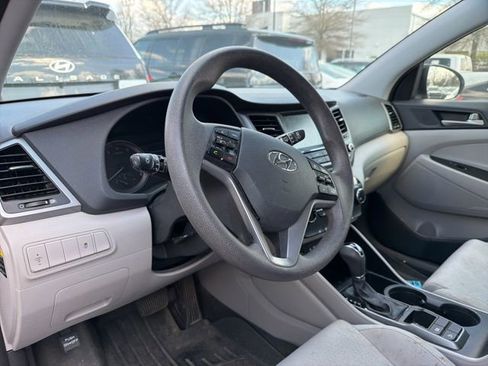 Used 2018 Hyundai Tucson SEL image 7