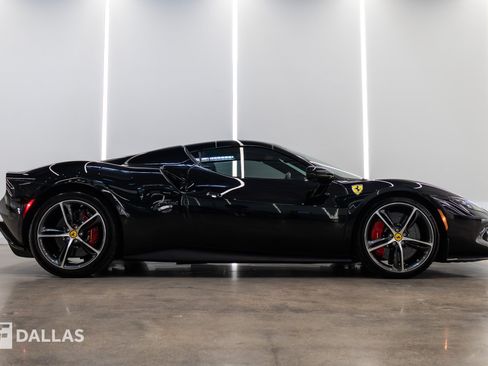 Used 2023 Ferrari 296 GTS RWD image 19