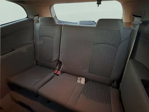 Used 2016 Chevrolet Traverse LS FWD image 19