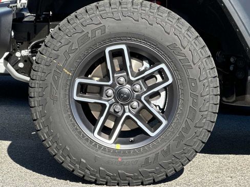 New 2026 Jeep Gladiator Mojave AWD/4WD image 24