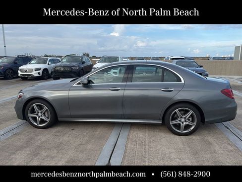 Used 2017 Mercedes-Benz E 300 4MATIC image 8