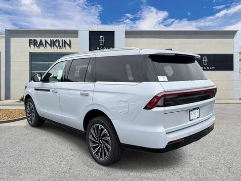 New 2026 Lincoln Navigator Black Label AWD/4WD image 5
